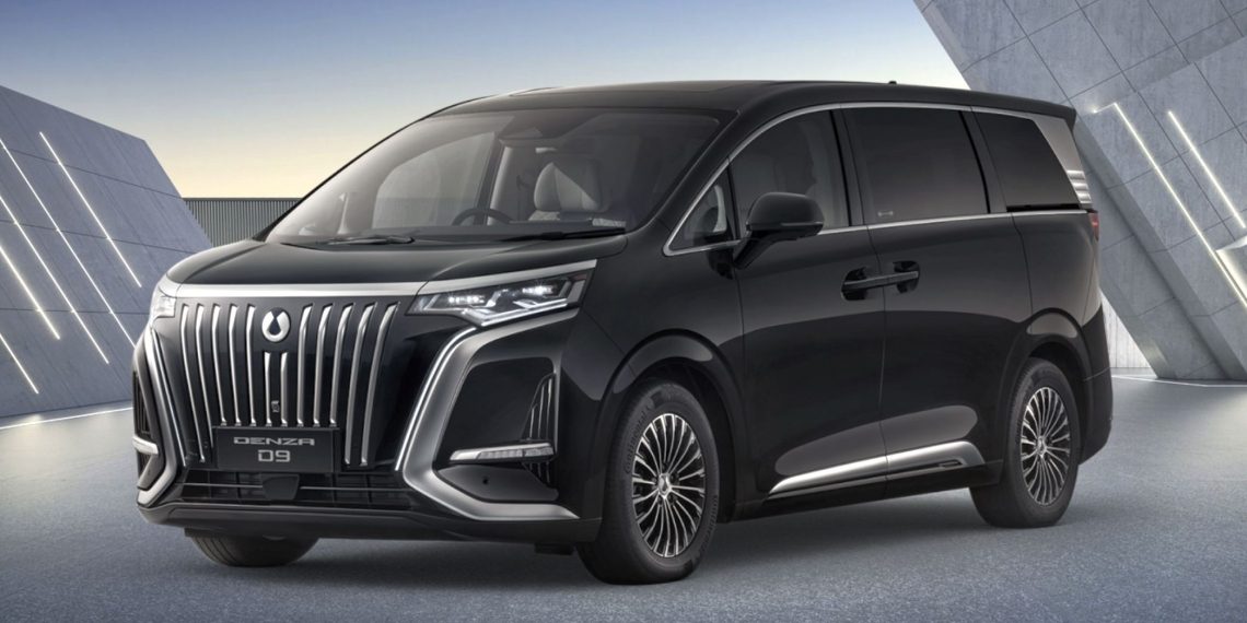 BYD Denza D9 Executive 6-Seater MPV - Luxury Electric Limousine Service Singapore